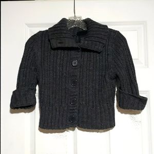 Cute sweater with halfie sleeves - Womens S